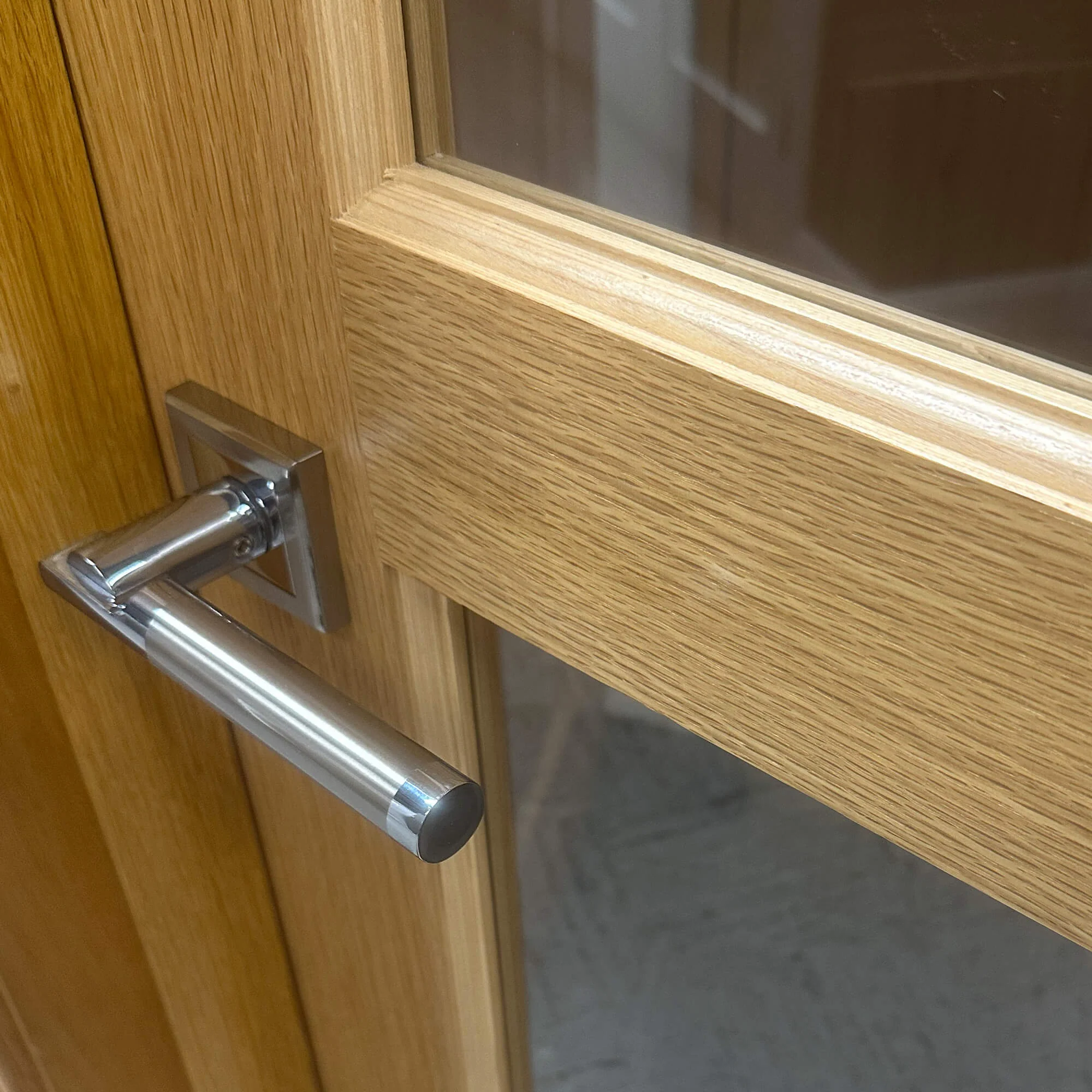 Contemporary White Oak 4 Lite Unglazed Door (40mm) - Image 3