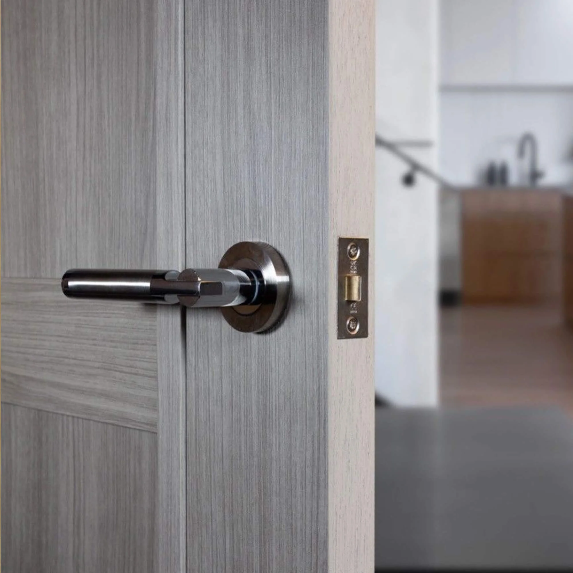 Cumulus Nickel Brushed & Polished Chrome Round Rose Handle - Image 3