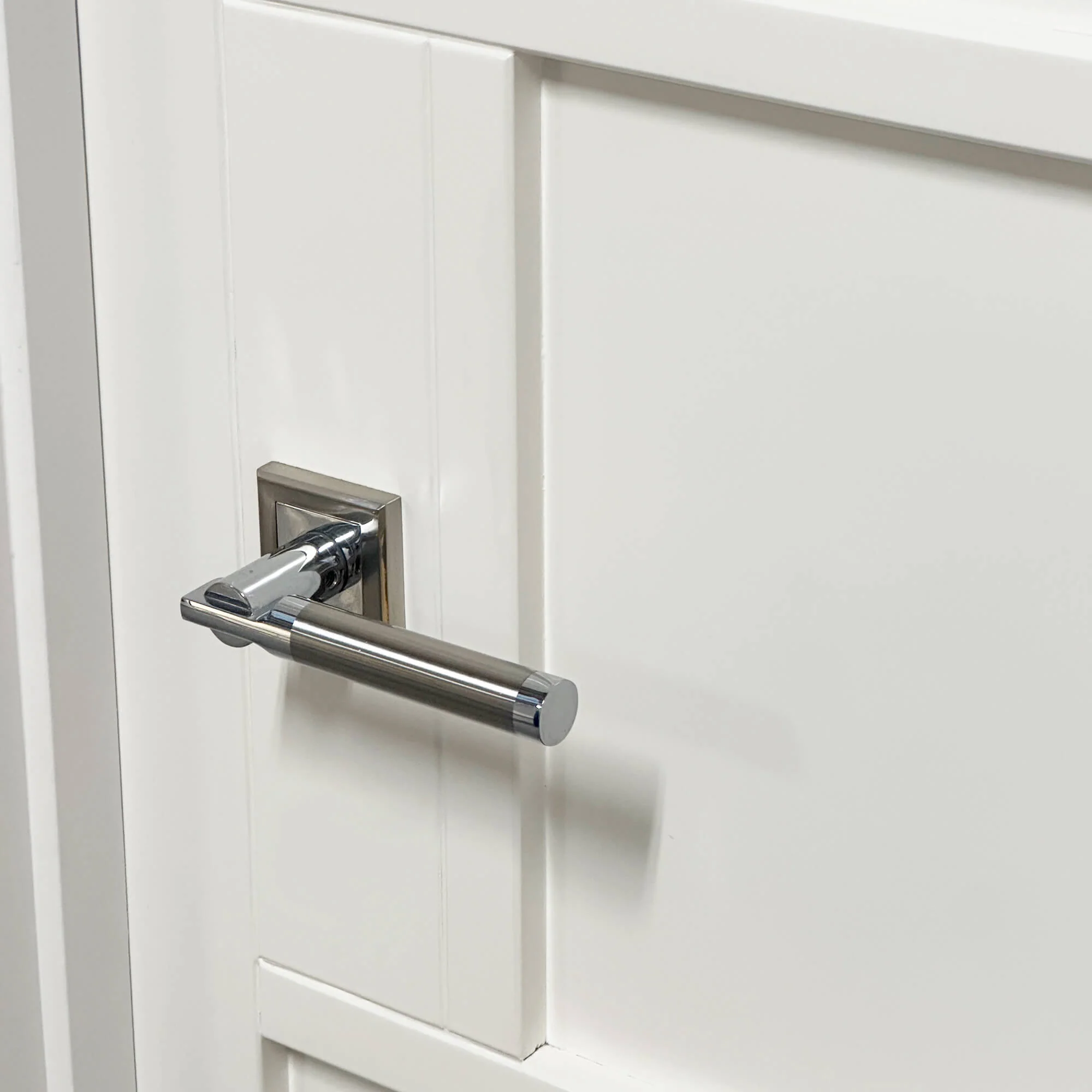 Kew White Primer Plus 5 Panel Door (40mm) - Image 6