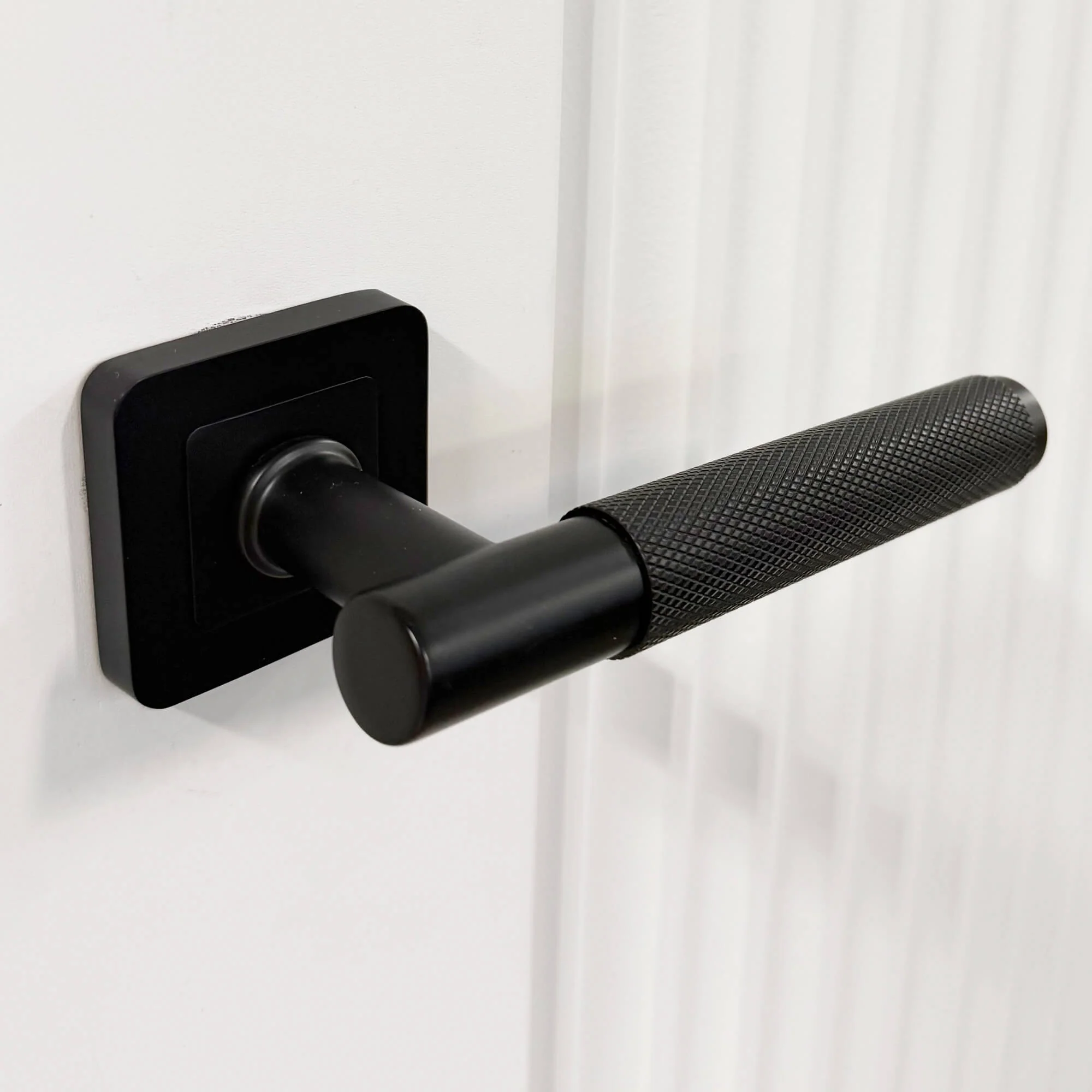 Knurled Flat Black Square Rose Handle - Image 2