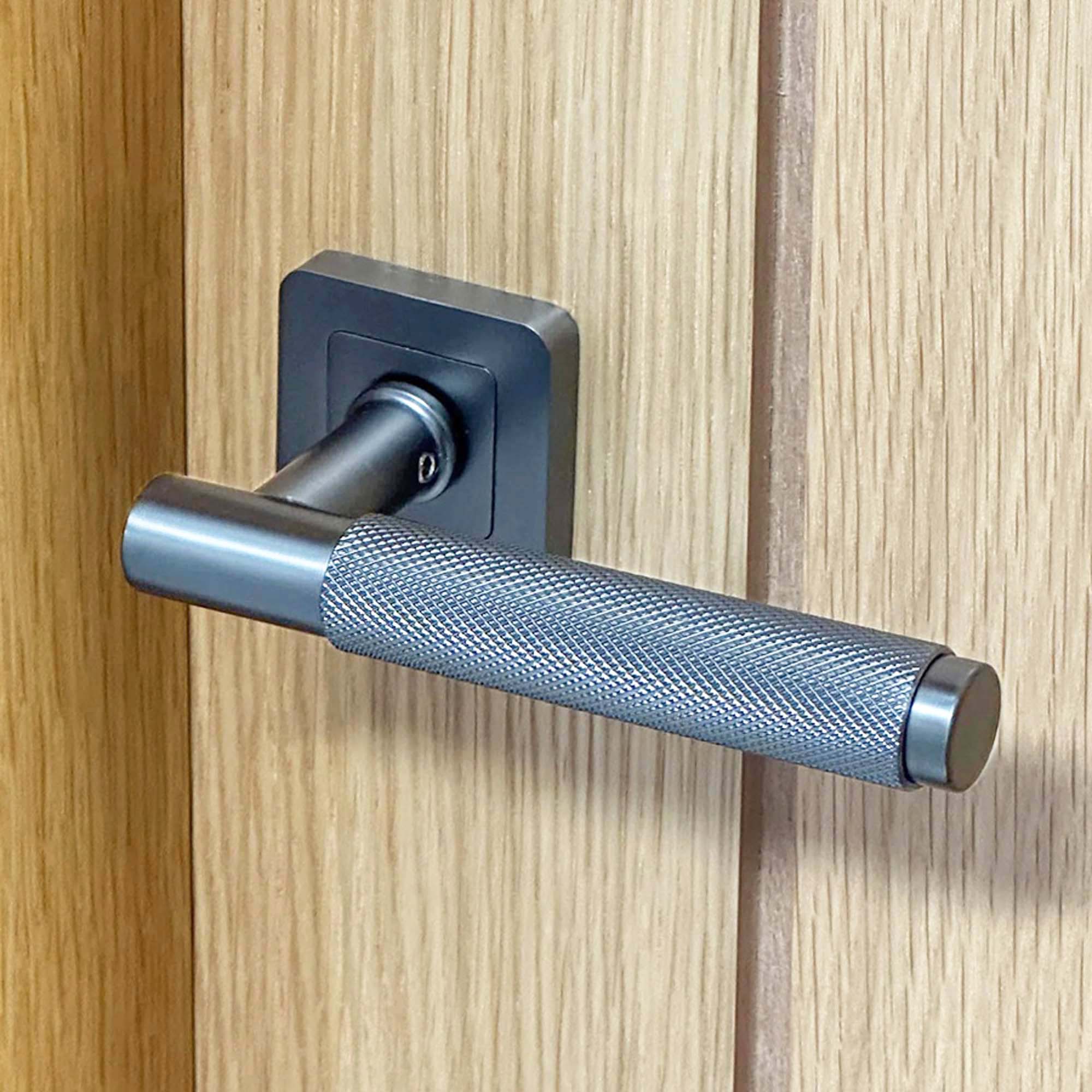 Knurled Matt Satin Black Square Rose Handle - Image 2