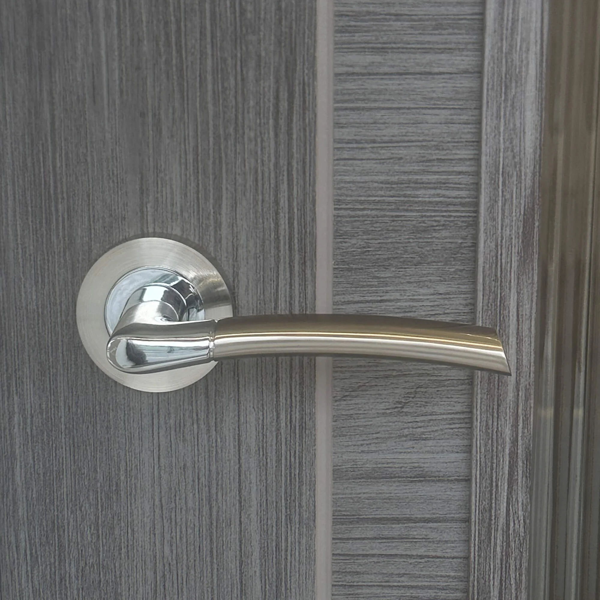 Storm Nickel Brushed & Polished Chrome Handle - Image 3
