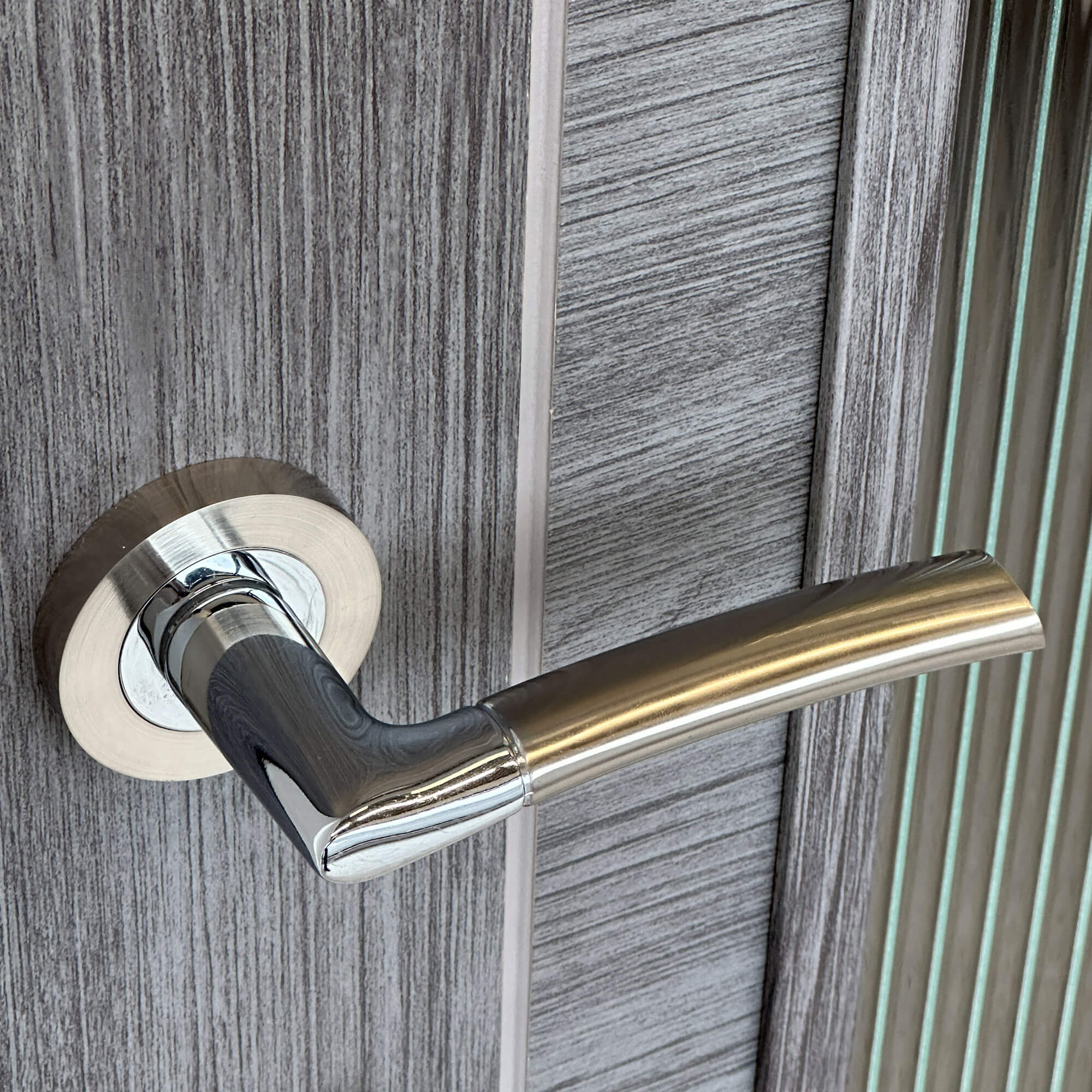 Storm Nickel Brushed & Polished Chrome Handle - Image 4