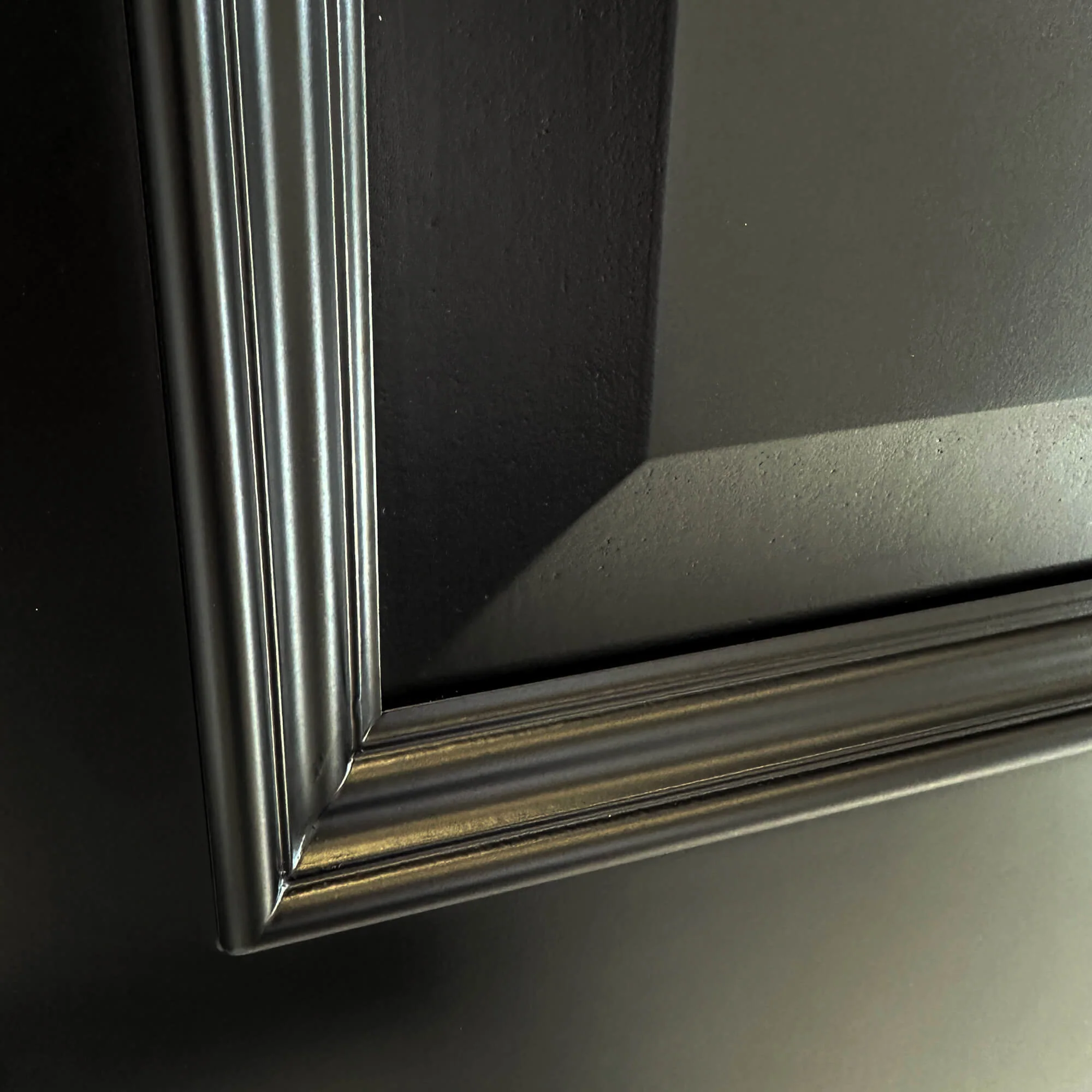 Toledo Black Primer Plus 3 Panel Door (35mm) - Image 4