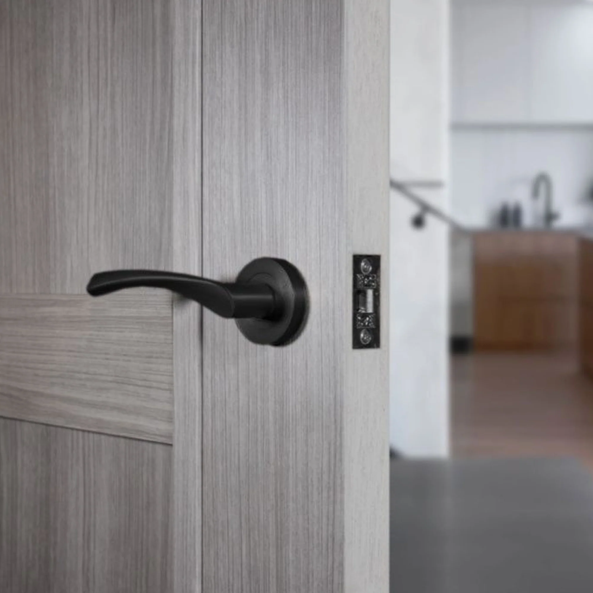 Trade Range Flat Black Handle - Image 2